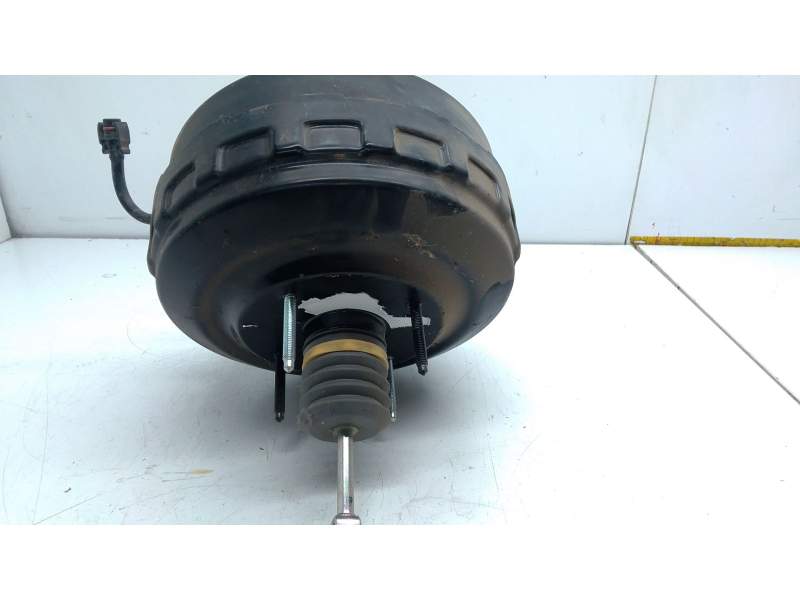 Recambio de servofreno para opel movano b pritsche/kipper/koffer 2.3 cdti referencia OEM IAM 472100453R  