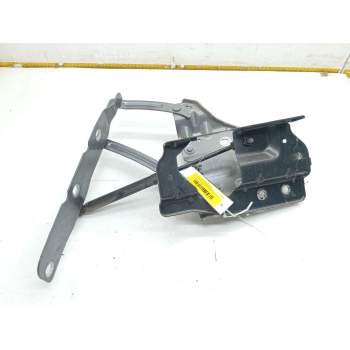 BISAGRA CAPOT DELANTERO IZQUIERDO J8A216801 