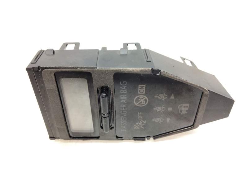 Recambio de modulo electronico para toyota auris referencia OEM IAM 8391002200  