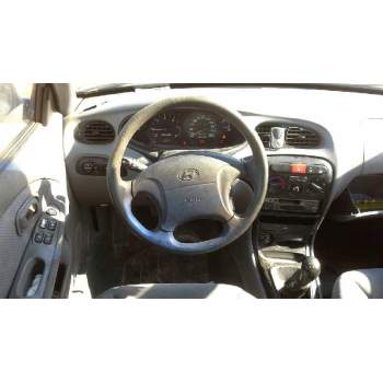 hyundai lantra familiar (rd) del año 1999