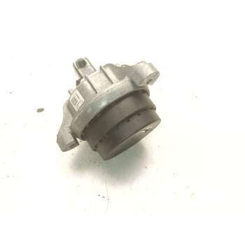 SOPORTE MOTOR IZQUIERDO INFERIOR 6785601-01 