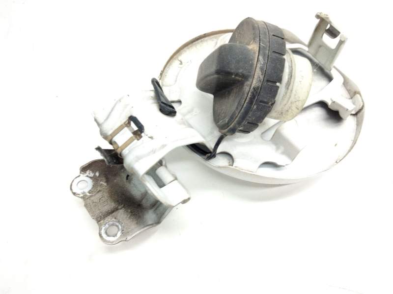 Recambio de tapa exterior combustible para toyota auris touring sports (e18) hybrid active referencia OEM IAM   