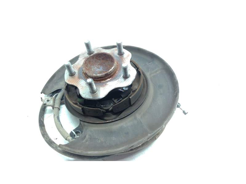 Recambio de buje trasero izquierdo para nissan pulsar hatchback (c13) 1.2 dig-t referencia OEM IAM   