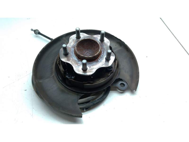 Recambio de buje trasero derecho para nissan pulsar hatchback (c13) 1.2 dig-t referencia OEM IAM   