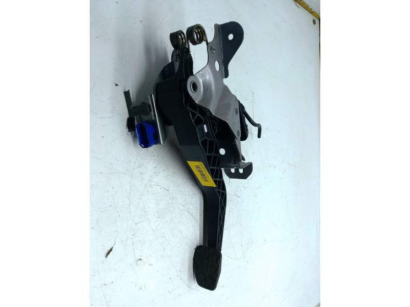 Recambio de pedal embrague para mazda cx-5 (ke, gh) 2.2 d awd (ke2aw) referencia OEM IAM KD3143300  