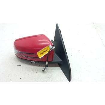 RETROVISOR DERECHO A1768106016 