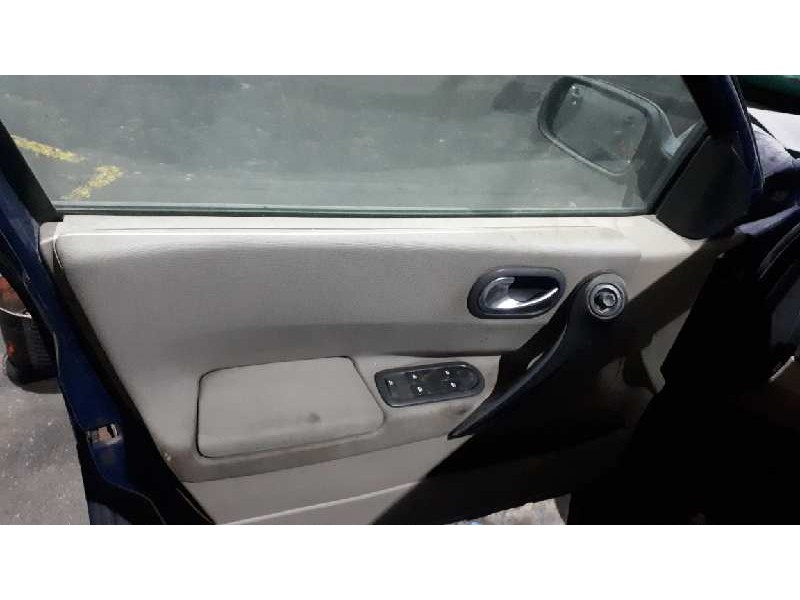 renault megane ii berlina 5p del año 2006