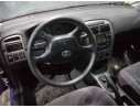 TOYOTA AVENSIS BERLINA (T 22)