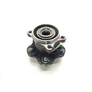 Recambio de buje trasero izquierdo para nissan qashqai (j10) 2.0 dci turbodiesel cat referencia OEM IAM   