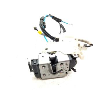 CERRADURA PUERTA TRASERA IZQUIERDA A2047301335 