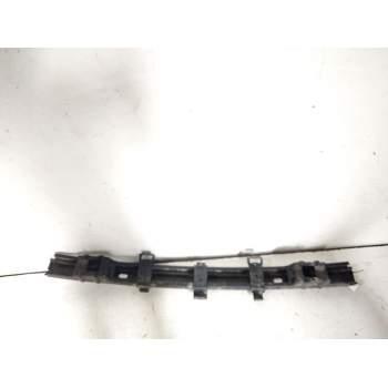Recambio de refuerzo paragolpes delantero para hyundai h-1 / starex autobús (a1) 2.5 tci referencia OEM IAM 865304A400  