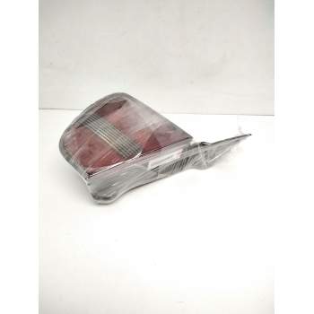 Recambio de piloto trasero derecho para lancia delta 1.8 i.e. referencia OEM IAM 7798157 29390202 1151194