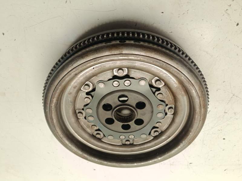 Recambio de volante motor para volkswagen passat cc b6 (357) 2.0 tdi referencia OEM IAM   
