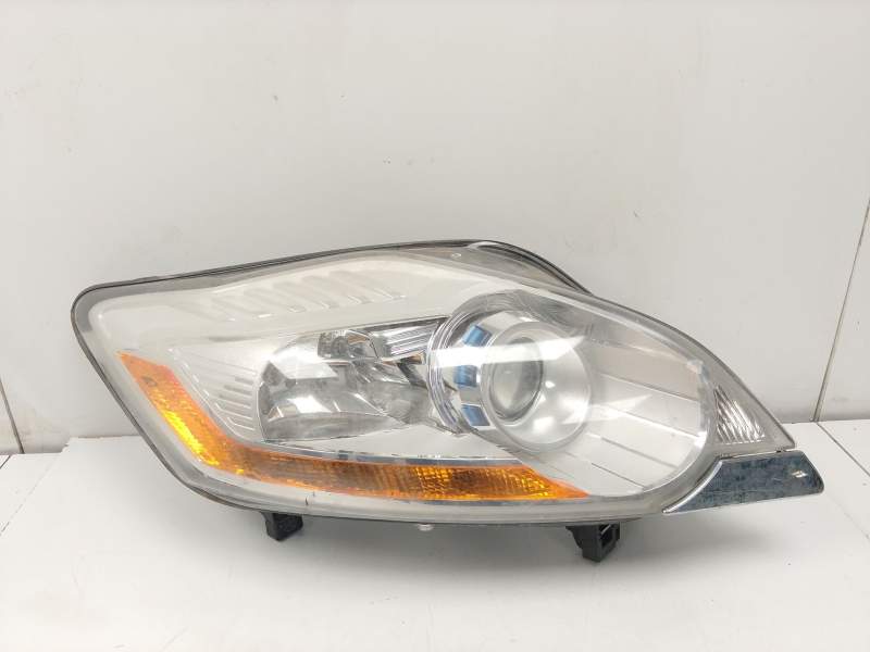 Recambio de faro derecho para ford kuga i 2.0 tdci 4x4 referencia OEM IAM   