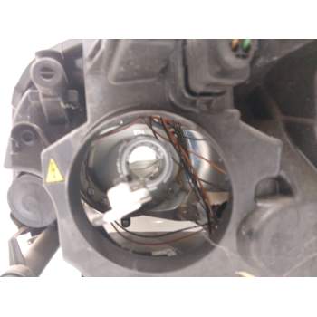 Recambio de faro derecho para ford kuga i 2.0 tdci 4x4 referencia OEM IAM   