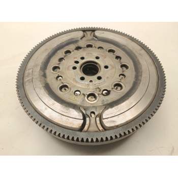 Recambio de volante motor para peugeot 308 1.6 16v hdi referencia OEM IAM 61739G02 9805498880  