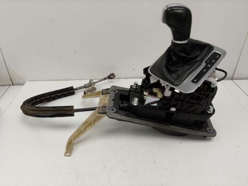 Recambio de palanca cambio para volkswagen touareg (7p5, 7p6) 3.0 v6 tdi referencia OEM IAM PA66GF30  