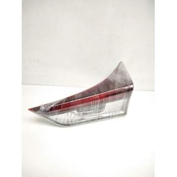 Recambio de piloto trasero derecho porton para toyota auris hybrid active referencia OEM IAM 8158102830 KOITO 02344 