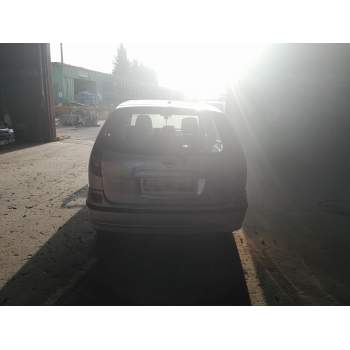 nissan almera tino (v10) del año 2001