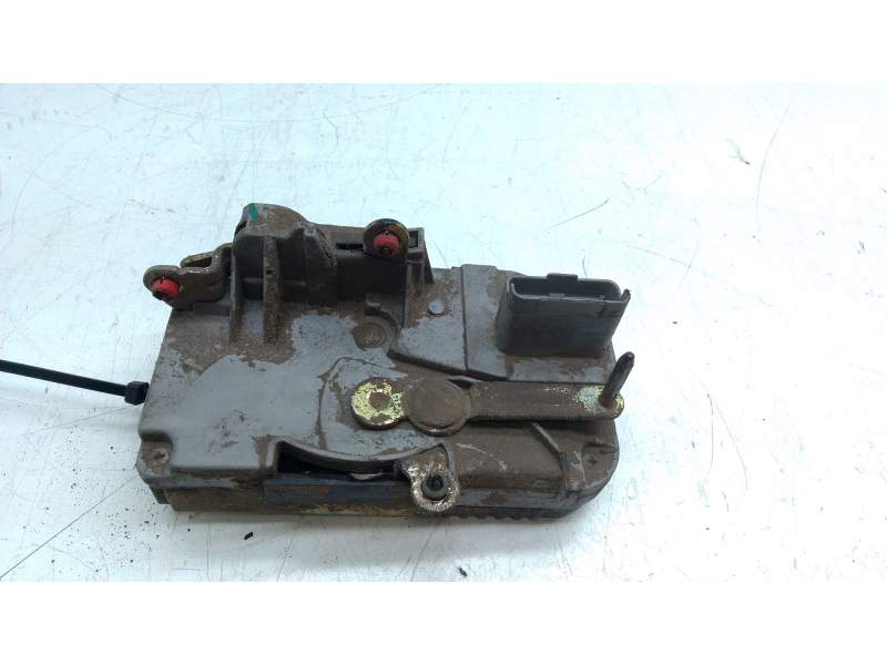 Recambio de cerradura puerta delantera izquierda para fiat scudo furgoneta (220_) 2.0 jtd referencia OEM IAM   