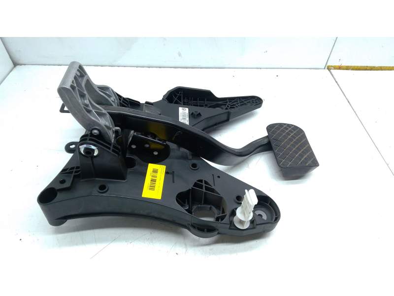 Recambio de pedal freno para volkswagen touareg (7p5, 7p6) 3.0 v6 tdi referencia OEM IAM   