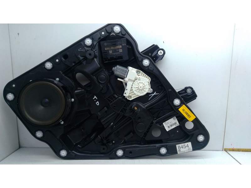 Recambio de elevalunas trasero derecho para volkswagen touareg (7p5, 7p6) 3.0 v6 tdi referencia OEM IAM 7P0839756A  