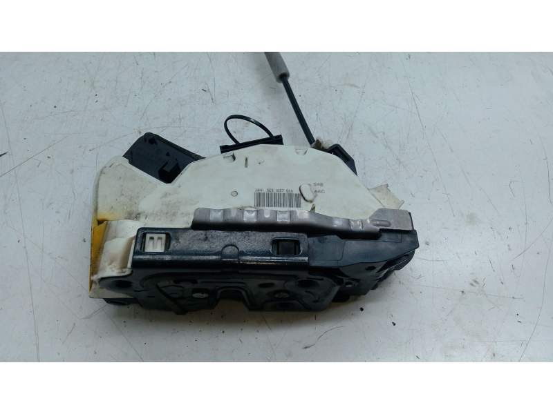 Recambio de cerradura puerta delantera derecha para seat toledo iv (kg3) 1.6 tdi referencia OEM IAM 5E1837016  