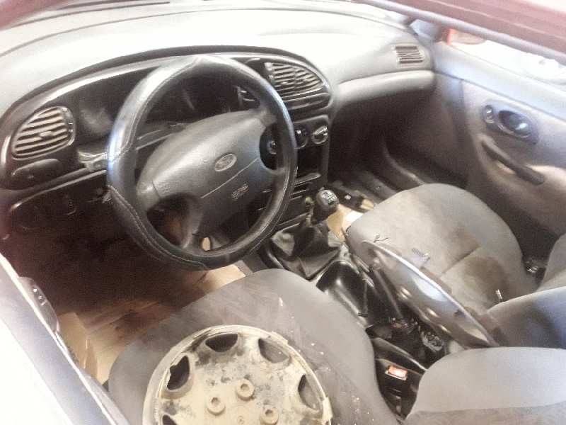 ford mondeo berlina (gd) del año 1998