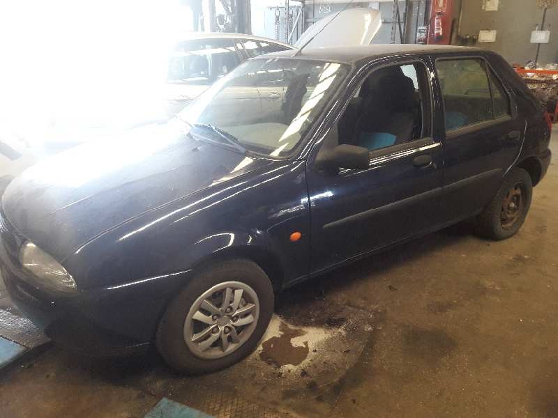 ford fiesta courier (dx) del año 1999