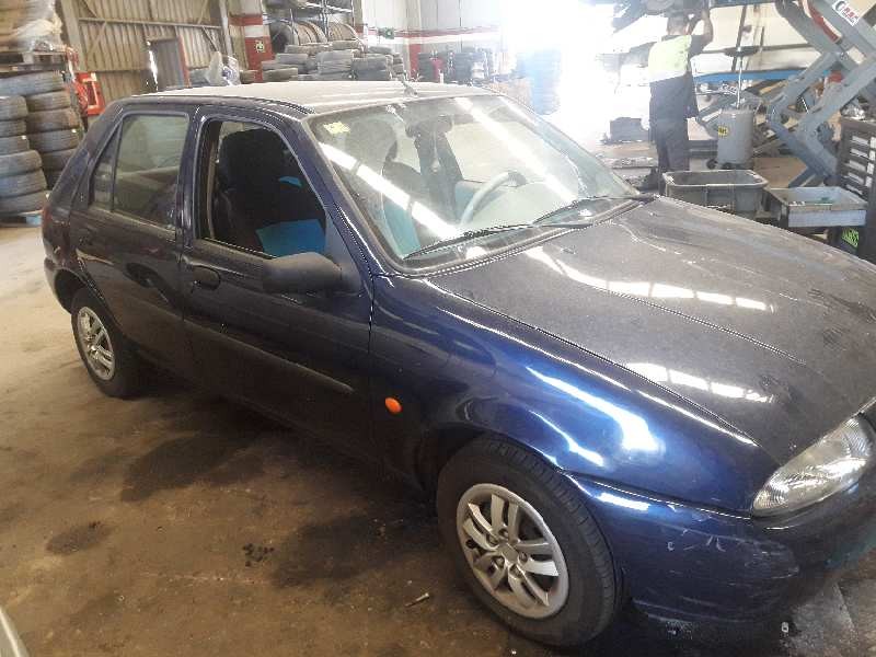 ford fiesta courier (dx) del año 1999