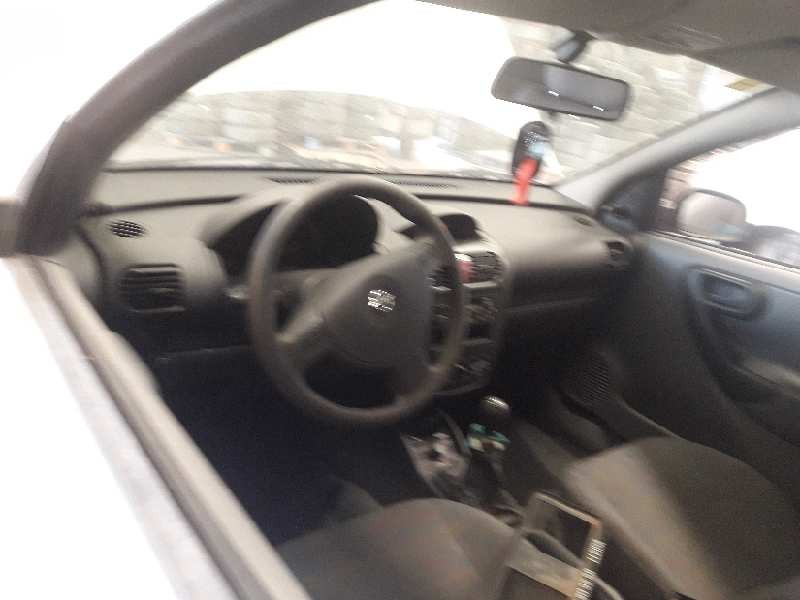 opel corsa c del año 2001
