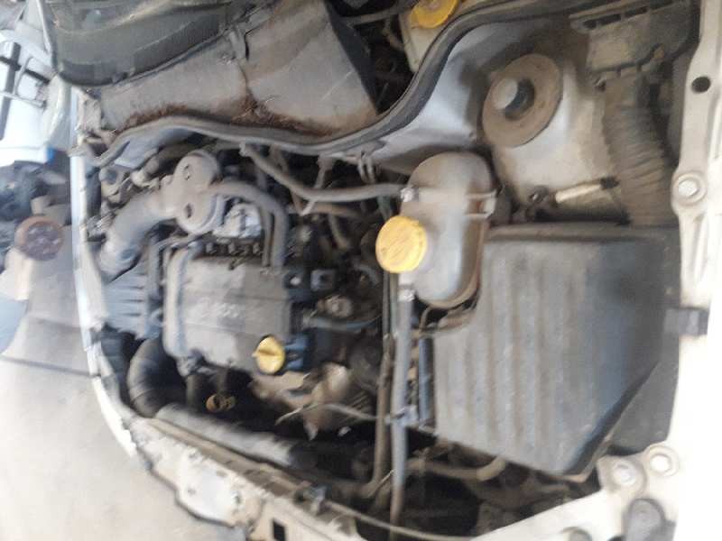 opel corsa c del año 2001