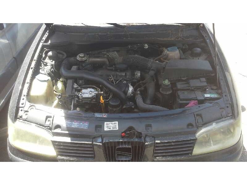 seat ibiza (6k1) del año 2001
