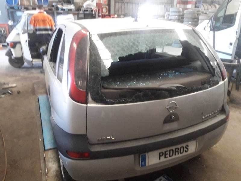 opel corsa c del año 2003
