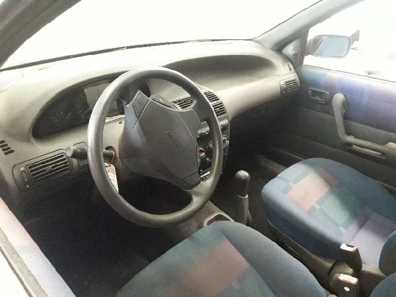 fiat punto berlina (176) del año 1998