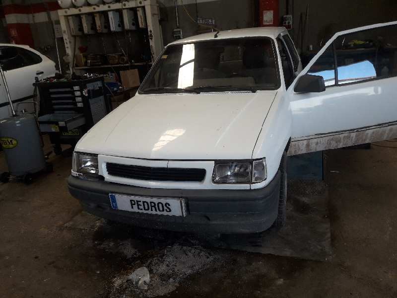 opel corsa a del año 1989