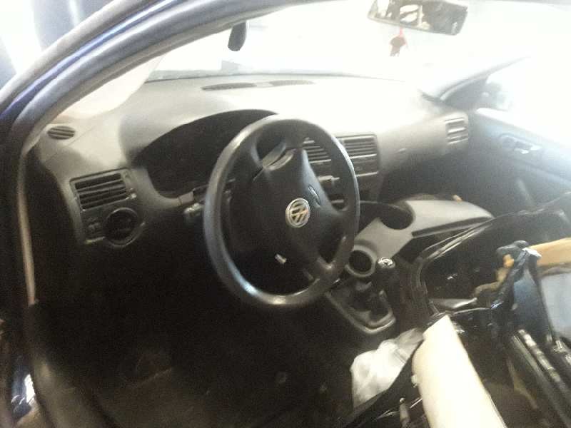 volkswagen bora berlina (1j2) del año 1999