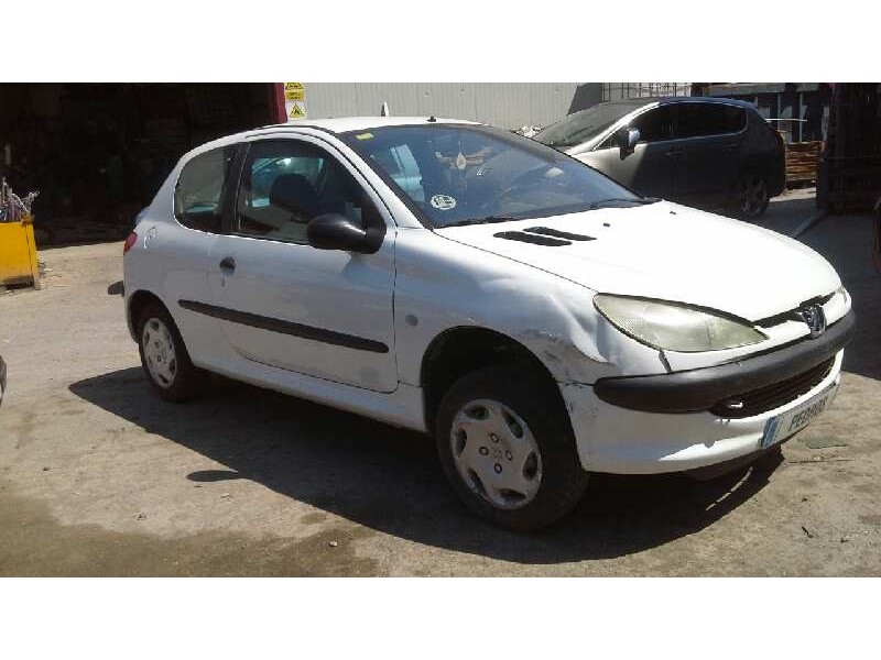 peugeot 206 berlina del año 2003