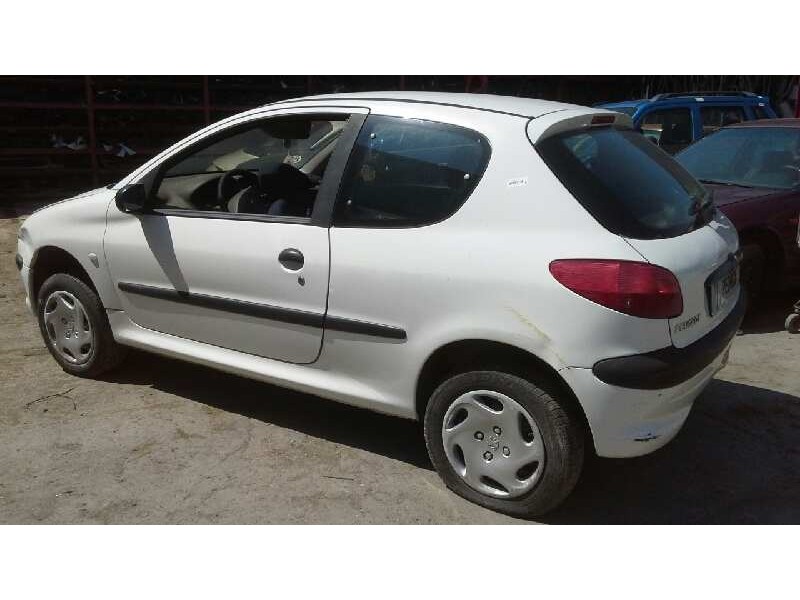 peugeot 206 berlina del año 2003
