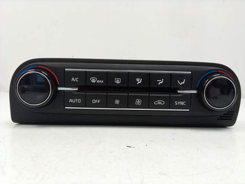 Recambio de mando calefaccion aire acondicionado para kia xceed (cd) 1.4 t-gdi referencia OEM IAM   