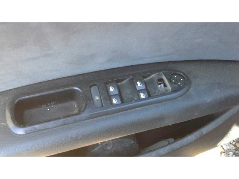 peugeot 407 del año 2005