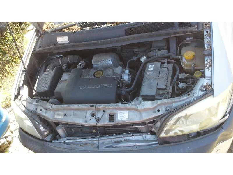 opel zafira a del año 1999