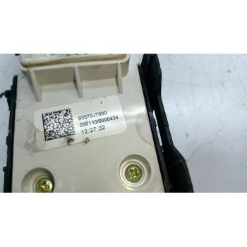 Recambio de mando elevalunas delantero izquierdo para kia xceed (cd) 1.4 t-gdi referencia OEM IAM   