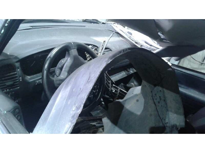 opel zafira a del año 2000