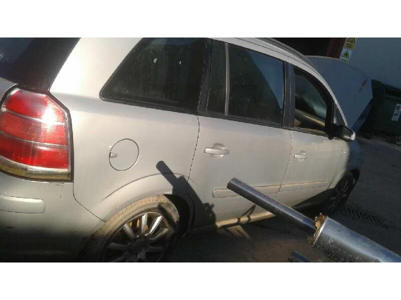 opel zafira b del año 2007