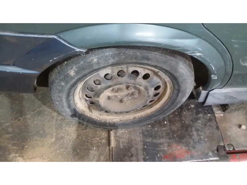 opel astra g berlina del año 1998