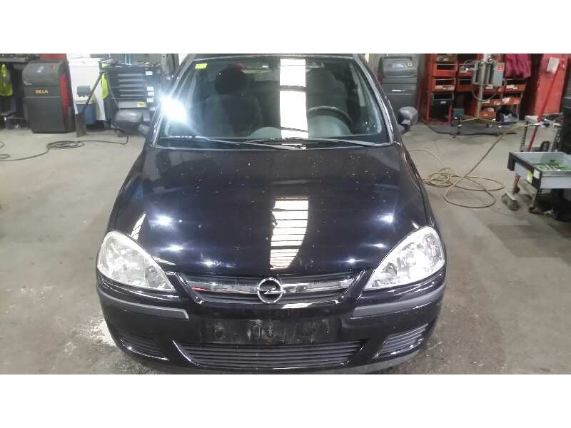 opel corsa c del año 2004