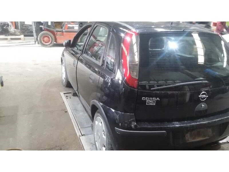 opel corsa c del año 2004