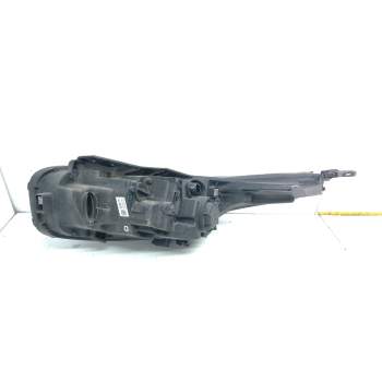 Recambio de faro derecho para kia xceed (cd) 1.4 t-gdi referencia OEM IAM 92102J7300  