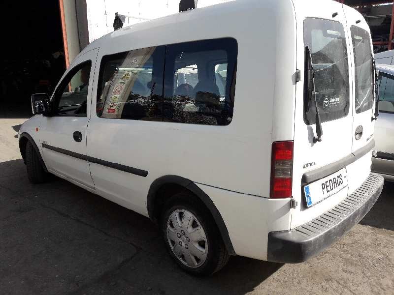 opel combo (corsa c) del año 2004